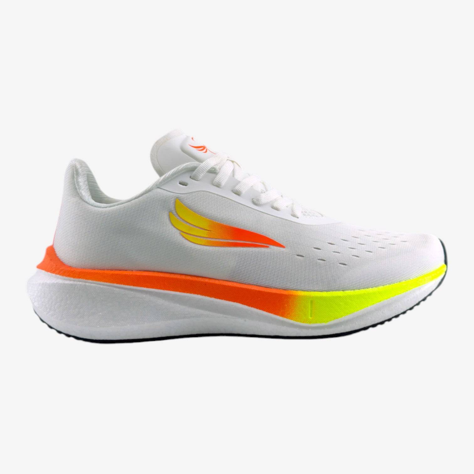 APUS White Women Long-Distance Trainer